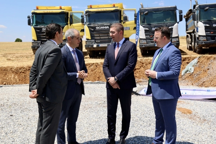 Mickoski: Pas një viti nga paralajmërimi, po realizohet investimi më i madh prej gjysmë miliardë dollarësh, i cili do të prodhojë një teravat energji elektrike