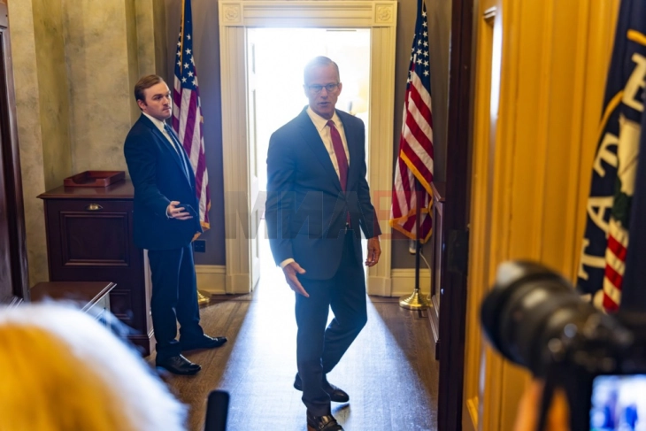 Сенатот одобри нови буџетски кратења по налог на Трамп: Девет милијарди долари помалку за помош за странски земји и за јавно радиодифузно финансирање