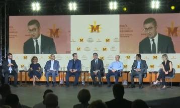 Трибина „Инфраструктурен бум - Ги градиме темелите на промените“ во Гевгелија