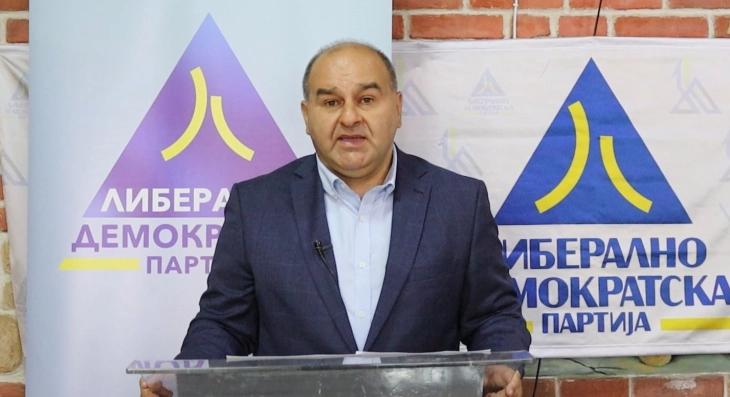 Груевски: НБРМ ја слушна ЛДП и ги намали трошоците на банките, на ред се банките да ги намалат трошоците кон граѓаните