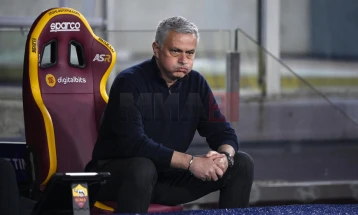 Murinjo synon të vazhdojë të punojë në Portugali