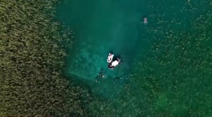 Во Охридското Езеро, кај Лин, археолози ја пронајдоа најстарата подводна населба на континентот од 6 до 8 илјади години