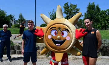 Одбојкарката Поповска и кајакарот Смилев ќе го носат македонското знаме на ЕМОФ Скопје 2025