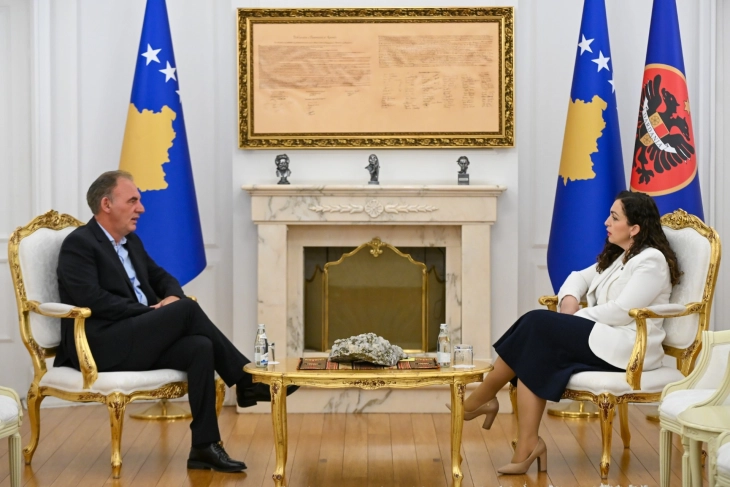 Presidentja Osmani realizoi takim konsultativ me kryetarin e Nismës Socialdemokrate, Fatmir Limaj