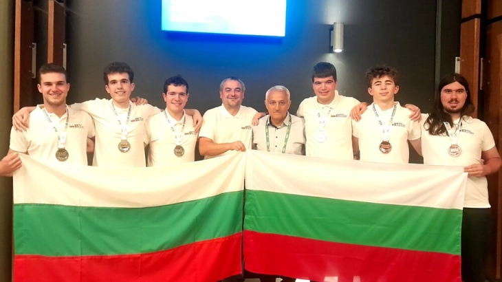 Бугарски ученици освоија шест медали на 66-та Меѓународна математичка олимпијада