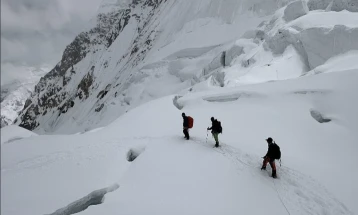 Sashko Kedev summits peak Gasherbrum-I, first Macedonian to reach all 14 eight-thousanders