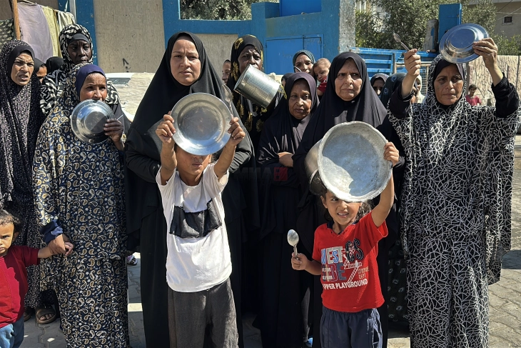 Четиригодишно девојче почина од глад во Газа додека Израел го ограничува снабдувањето со храна