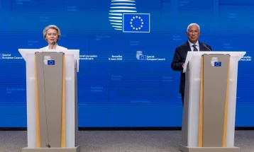 Koshta dhe Fon der Lajen për vizitë në Japoni dhe Kinë