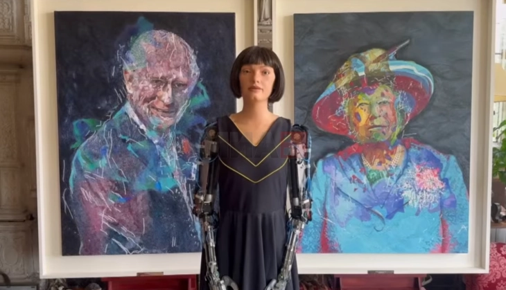 Човековидниот робот „Аи-Да“ наслика портрет на кралот Чарлс