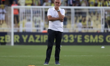 Мурињо сака да ја предводи Португалија на Мундијалот 2030