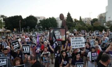 Илјадници демонстранти на протест во Тел Авив побараа крај на војната во Газа