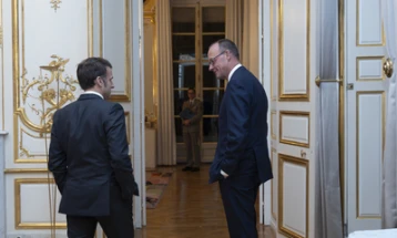 Мерц и Макрон на работна вечера во Берлин за нов поттик на француско-германските односи