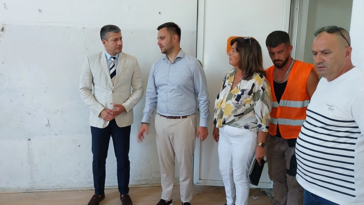 Почна реконструкцијата на училиштето во карбинското село Радање