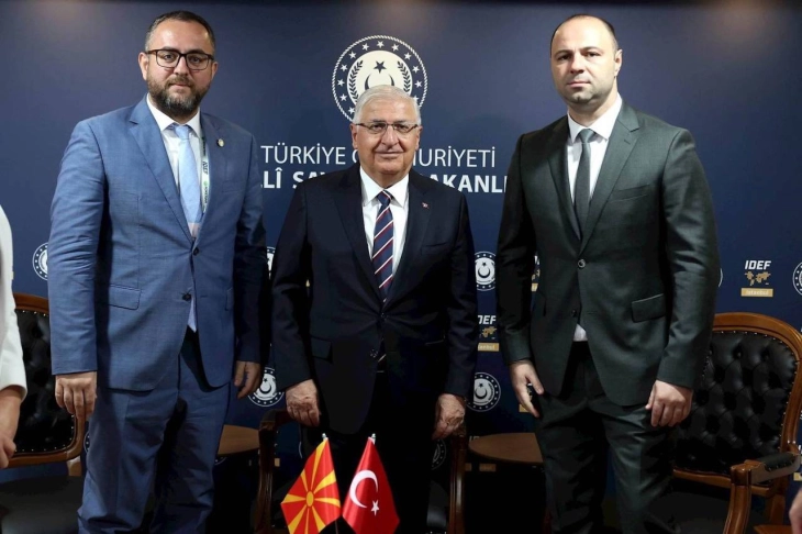 Тошковски во посета на Турција: Можности за заеднички проекти и поддршка во процесот на модернизација на опремата и капацитетите