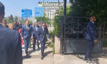 FM Mucunski to meet Greek counterpart Gerapetritis in Athens