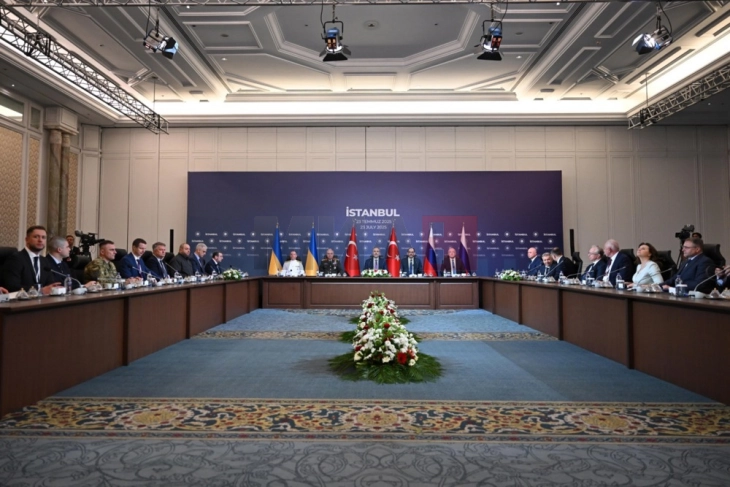 ДПА: Руско-украинските преговори во Истанбул завршија по еден час