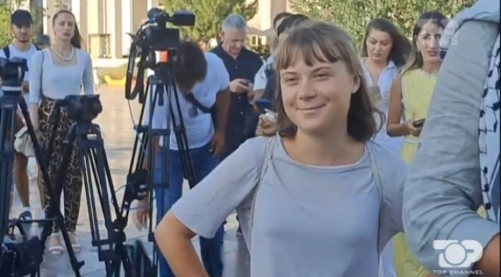 Грета Тунберг во Тирана на протест во знак на поддршка на Палестина