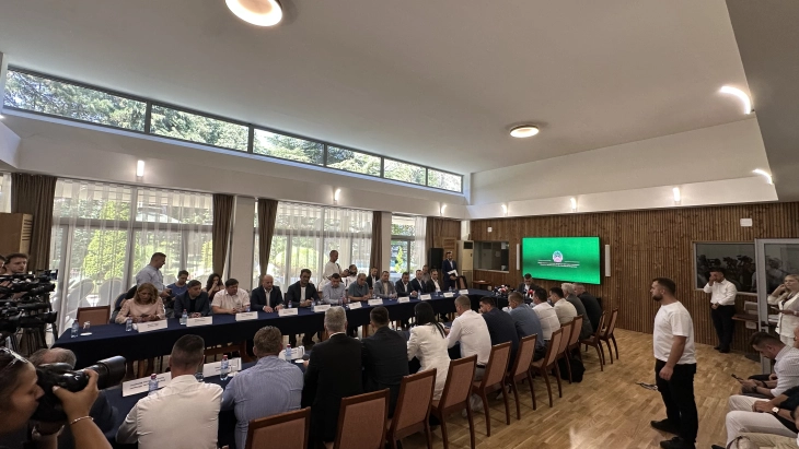 Environment Ministry signs agreements with 33 municipalities for sewerage and water supply projects