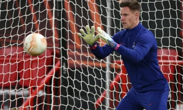 Тер Штеген, потврди дека ќе отсуствува околу три месеци поради операција на грбот