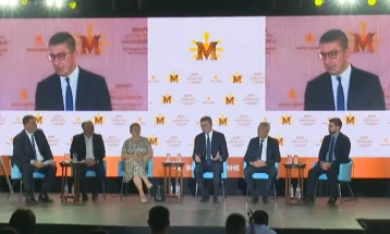 МИЦКОСКИ: Имаме безидејна опозиција, СДСМ се сведе да биде застапник на одредени бугарски интереси и да е нивна продолжена рака