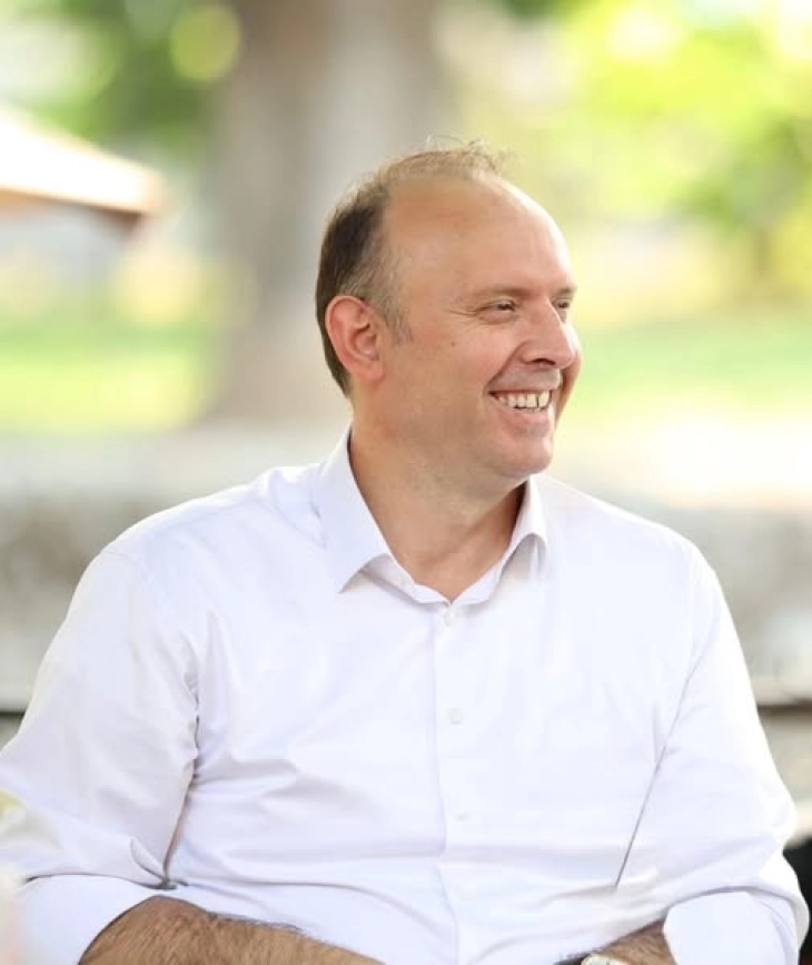 Гаши: Се враќам на извршување на моите јавни должности