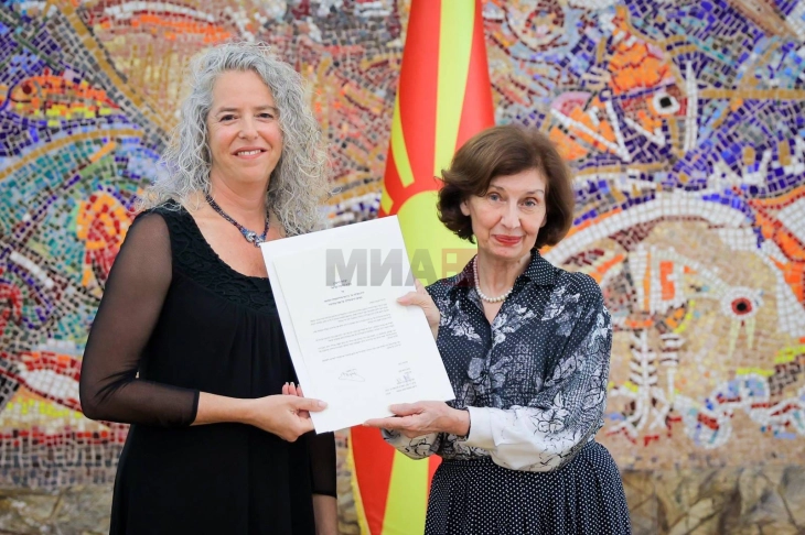 Siljanovska-Davkova pranoi kredencialet e ambasadores së sapoemëruar të shtetit të Izraelit, Vivien Aisen