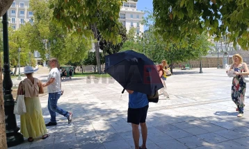 На Пелопонез измерени речиси 46 степени Целзиусови – над 85 отсто од населението во Грција се соочи со температури над 39 степени