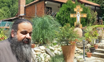 Игумен Спиридон за МИА: Козлецот служи за борба против ракот, но за тоа потребна е верба и во Бога