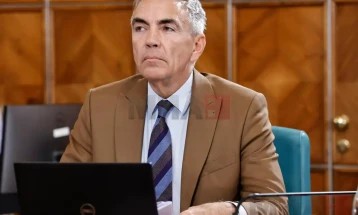 Романскиот вицепремиер Анастасиу поднесе оставка откако призна дека дал мито