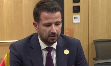 Milatoviq kërkon ndihmë ndërkombëtare për shuarjen e zjarreve në Malin e Zi