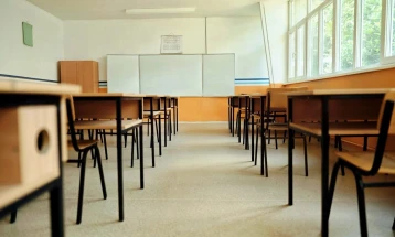 Град Скопје: Современ, функционален ентериер и нова сензорна соба во средното училиште „Кочо Рацин“