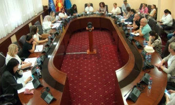 Предлог законот за установи за средно образование на верските заедници го помина комисискиот филтер