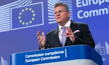 Шефчович: Алтернатива на договорот меѓу  ЕУ и САД би била трговска војна 