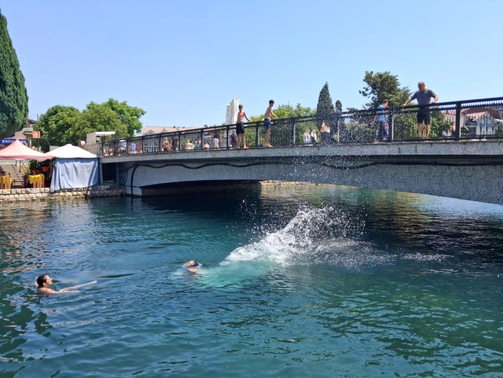 Таклата - адреналинско уживање за стружани, атракција која плени возбуда кај туристите