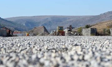 Bullgaria shpalli tender për 2,4 kilometrat e fundit nga hekurudha nga Gjueshevë deri në Deve Bair dhe për seksionin Sofje - Radomir