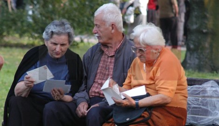 Фондот за пензиско и инвалидско осигурување воведува СМС-известувања за решенија за пензија