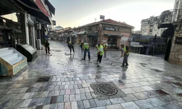 Акција за чистење на охридската чаршија