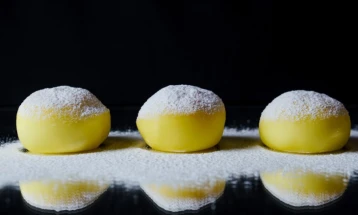 Toptha me limon dhe çokollatë të bardhë