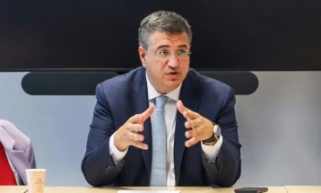 Cicikostas: Tunelet evropiane janë shumë të vogla për tanket e NATO-s