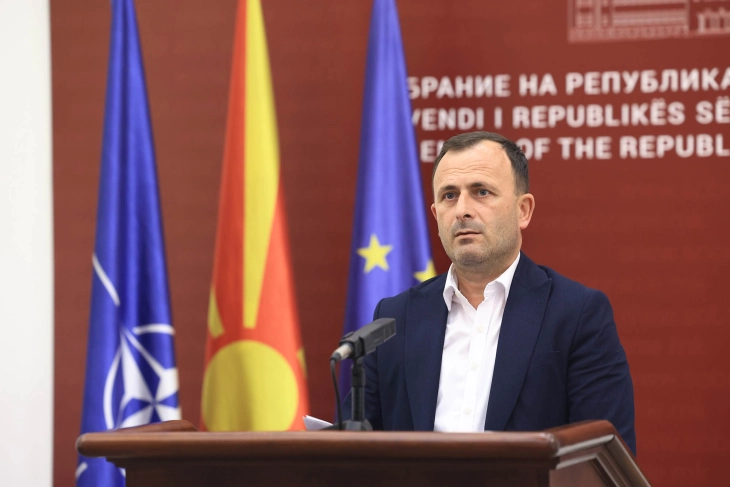 Митрески: Интерпелацијата нема правни последици и СДСМ нема да учествува во гласањето, одлуката е на обвинителот