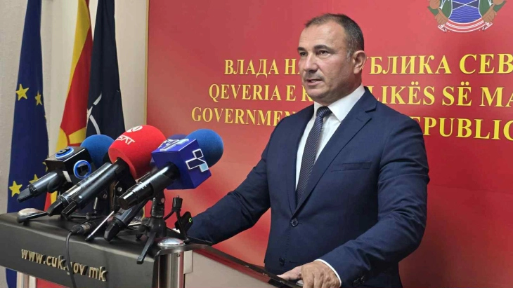 Ангелов: Чешкиот хеликоптер и словенечките пожарникари ќе гаснат на Готен, помош понудиле и Франција и Австрија