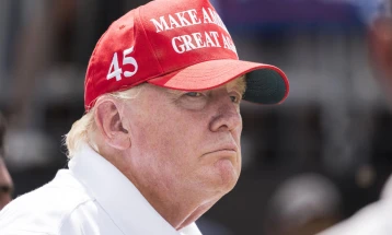 Анкета Ројтерс/Ипсос: Рејтингот на Трамп падна на 40 отсто, најниско од почетокот на неговиот втор мандат