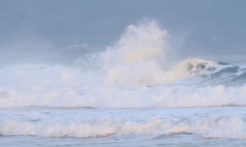 Висината на цунамито во Северо-Курилск достигна пет метри