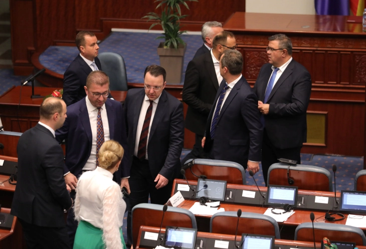 Në Kuvend mbledhje për pyetjet e deputetëve