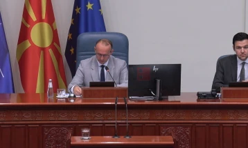 Собранието ја донесе одлуката за објавување оглас за избор на претседател на ДКСК, попладнево ќе продолжи со пратенички прашања