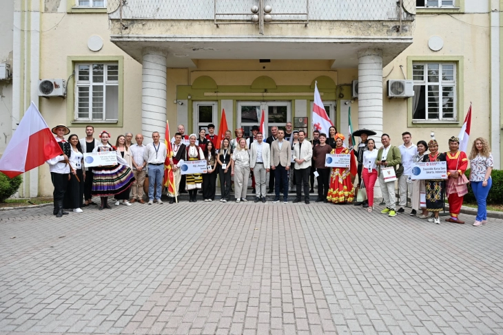 Прием во Општина Битола за ансамблите од странство на „Илинденски денови“