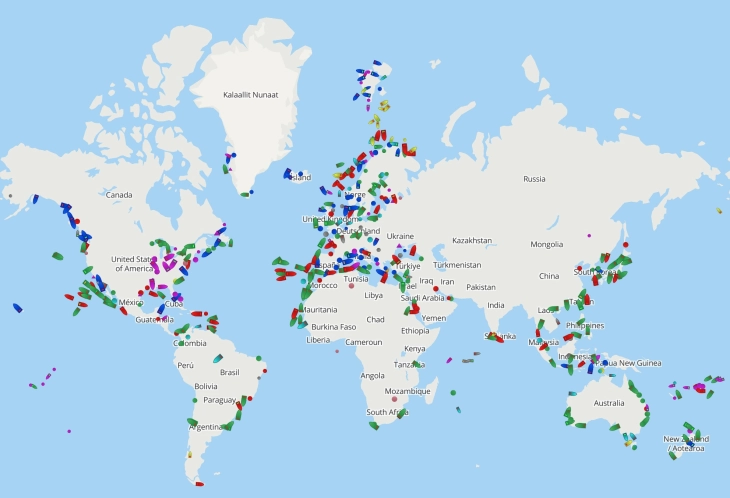 Танкери со руска нафта запрени покрај индискиот брег