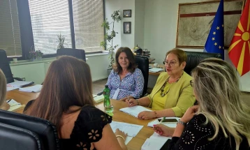 МОН објави два повика за ангажирање на ромски образовни медијатори – по првпат и во средно образование