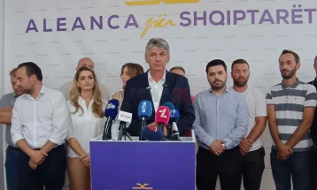 Aleanca për Shqiptarët propozoi tre kandidatë për kryetarë të komunave për Strugën, Dibrën dhe Haraçinën