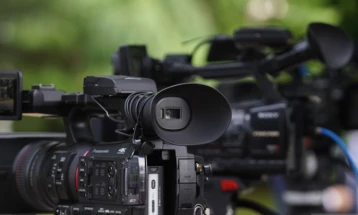 „Еурактив“: Косовските медиуми заробени од корпоративните интереси